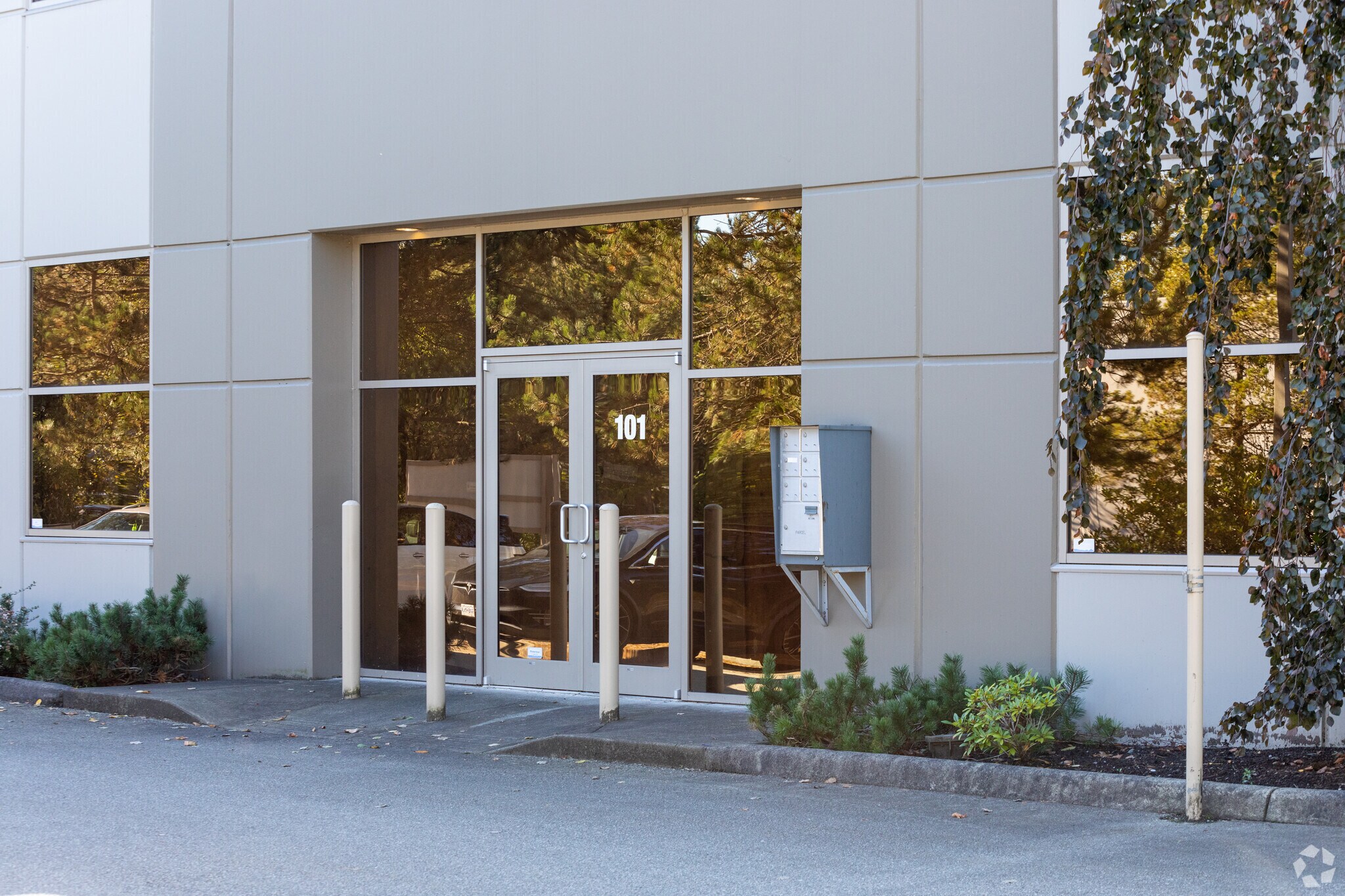 26712 Gloucester Way, Langley, BC V4W 3V6