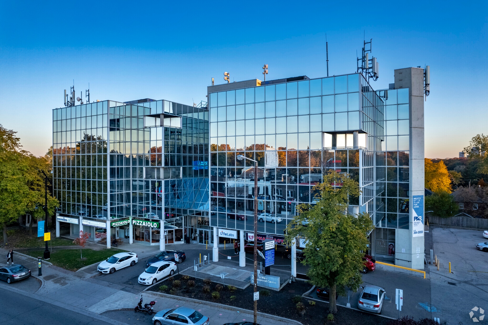 2425 Bloor St W, Toronto, ON for lease Building Photo- Image 1 of 7