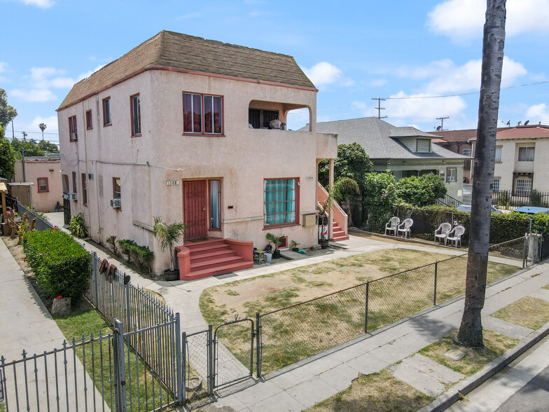 1366 W 37th Pl, Los Angeles, CA for sale - Primary Photo - Image 1 of 7