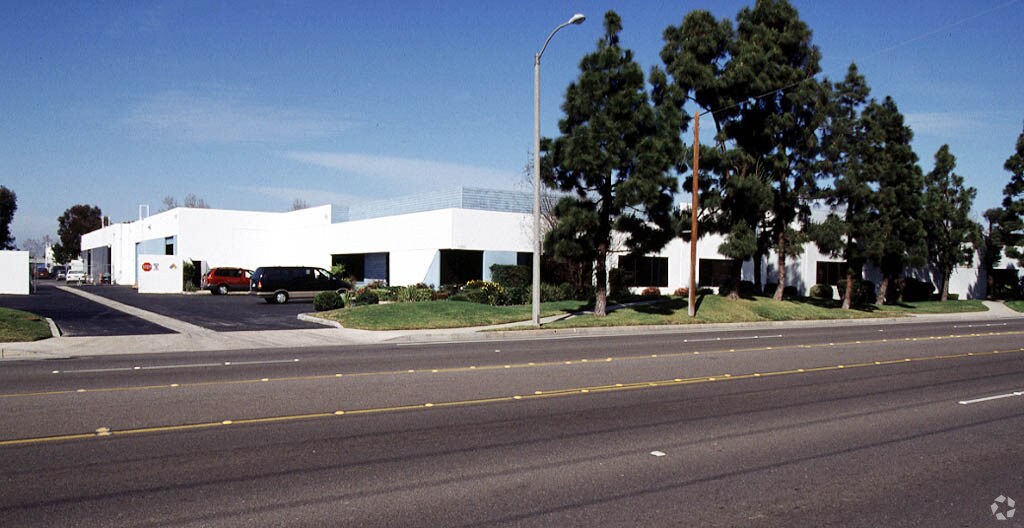 11397 Slater Ave, Fountain Valley, CA 92708