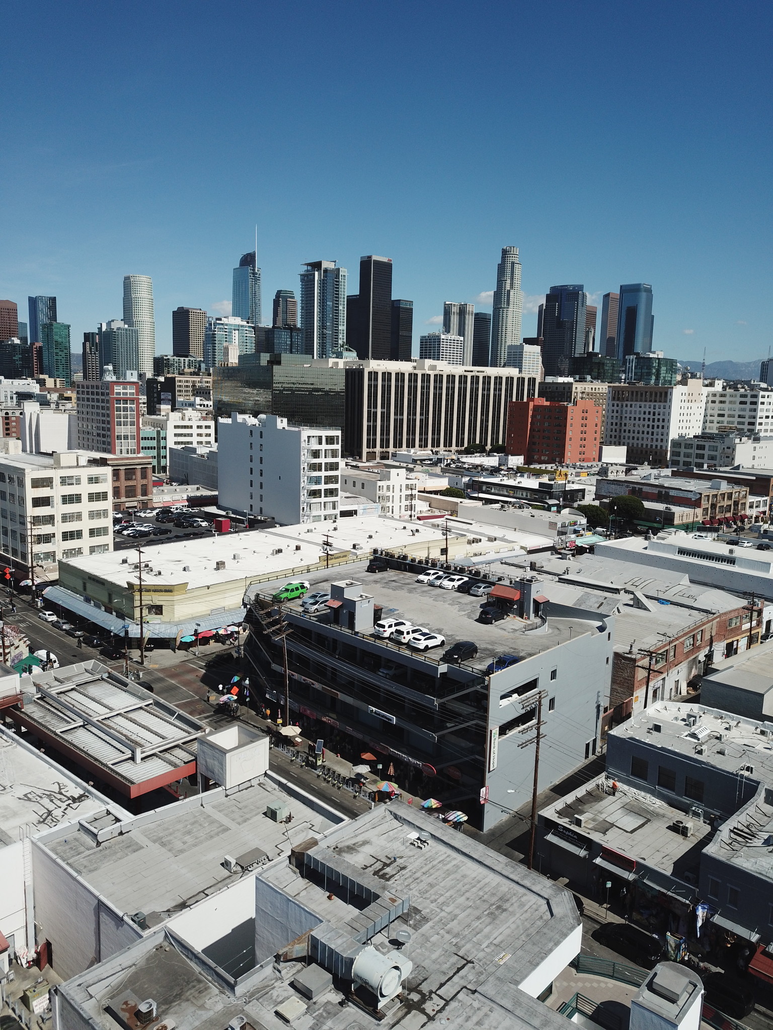 401-415 E 11th St, Los Angeles, CA for lease Building Photo- Image 1 of 3