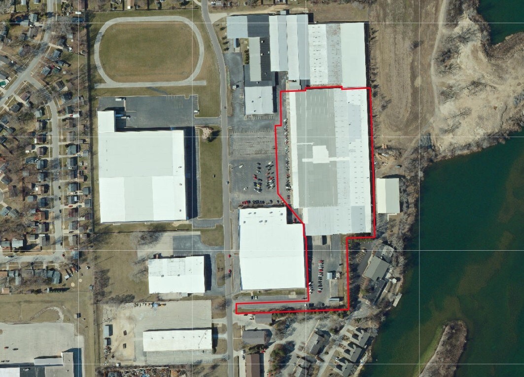 7199 Clinton Rd, Loves Park, IL for sale Primary Photo- Image 1 of 1