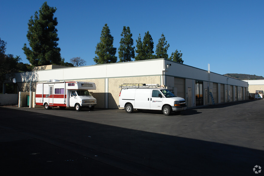 755 Lakefield Rd, Westlake Village, CA for lease - Building Photo - Image 3 of 27