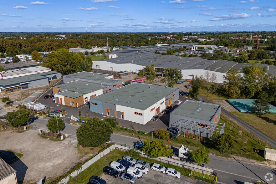 Flex in Carbon-Blanc for sale - Aerial - Image 3 of 5