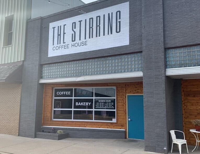 403 5th St, Correctionville, IA for sale - Primary Photo - Image 1 of 1