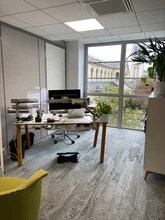 92 Boulevard Du Montparnasse, Paris for lease Interior Photo- Image 1 of 6