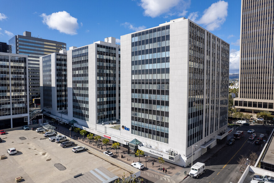 3440 Wilshire Blvd, Los Angeles, CA for lease - Building Photo - Image 1 of 8