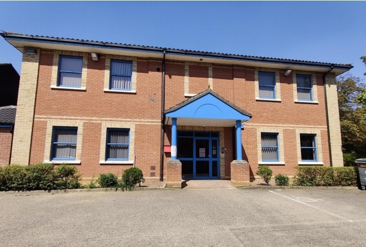 2 Barton Way, Norwich for sale Primary Photo- Image 1 of 1