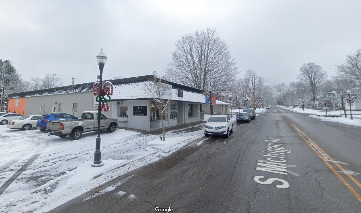 225 S Michigan Ave, Big Rapids, MI 49307