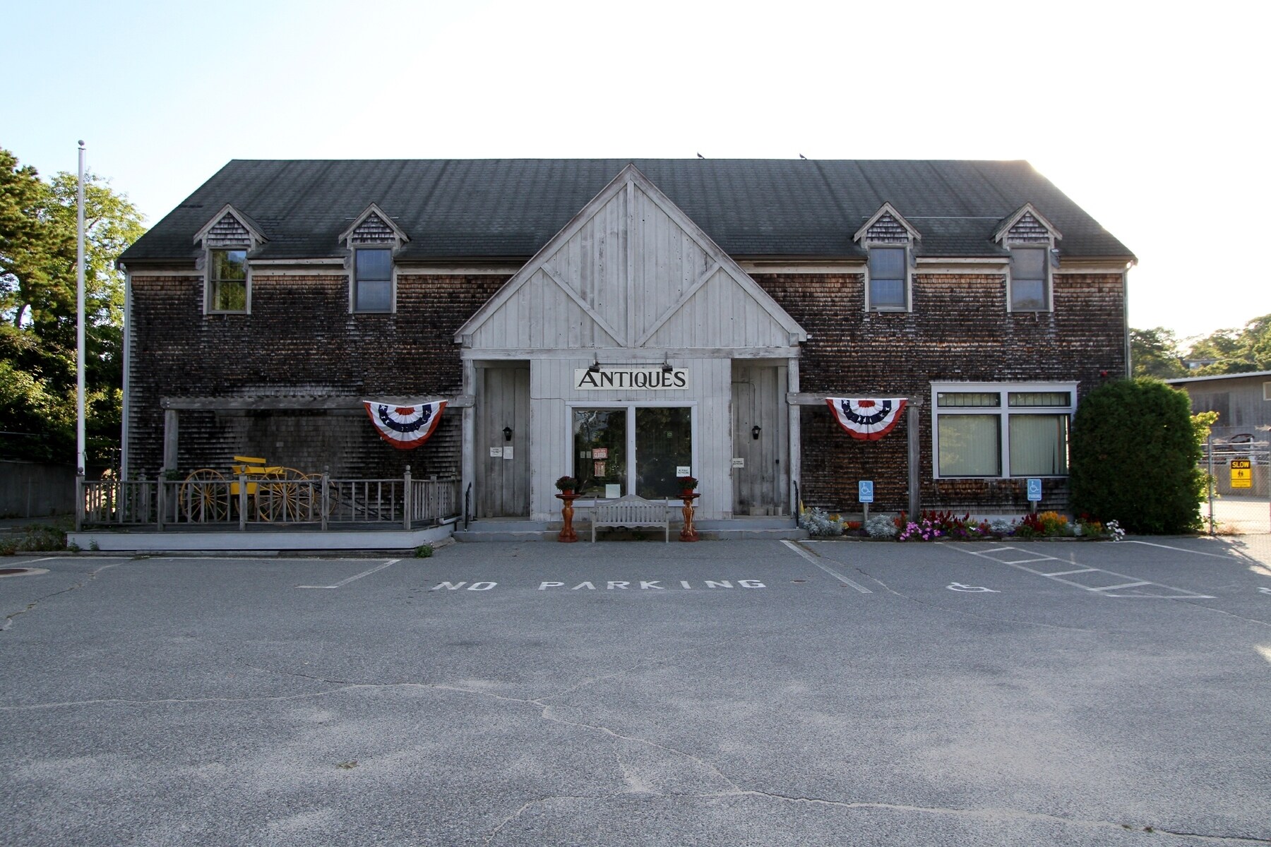 Antique Center For Sale, 4 Buildings! Dennis, MA for Sale