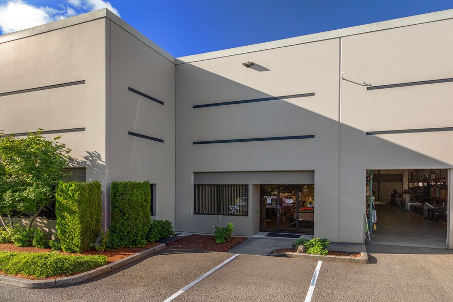 7425 NW Evergreen Pky, Hillsboro, OR for lease - Building Photo - Image 1 of 6