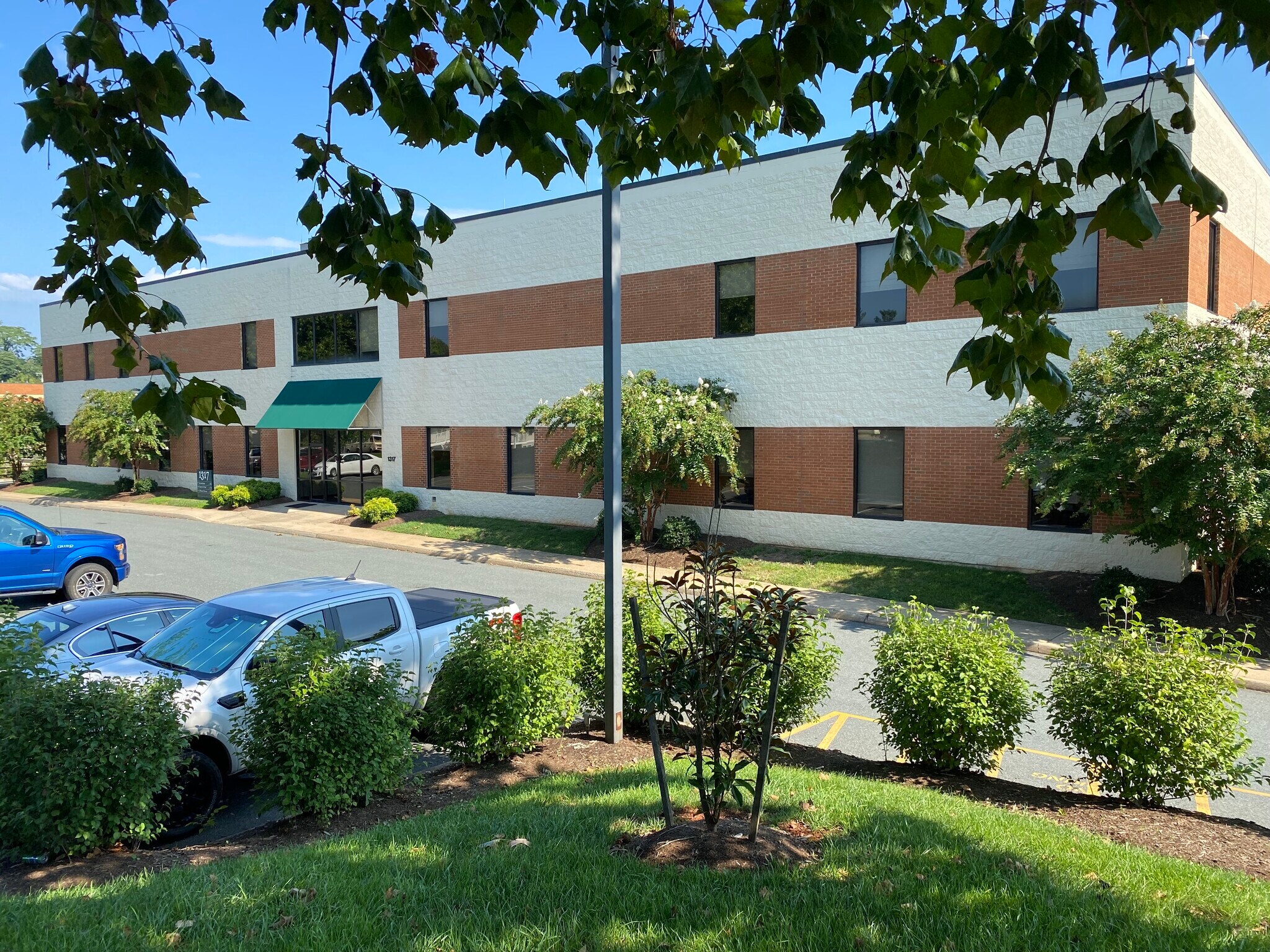 1317 Carlton Ave, Charlottesville, VA for sale Building Photo- Image 1 of 1