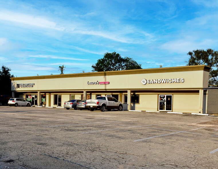 3000-3010 Garth Rd, Baytown, TX for sale - Building Photo - Image 1 of 4