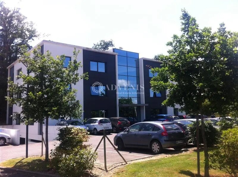 Location Bureaux 170 m² - Photo 1