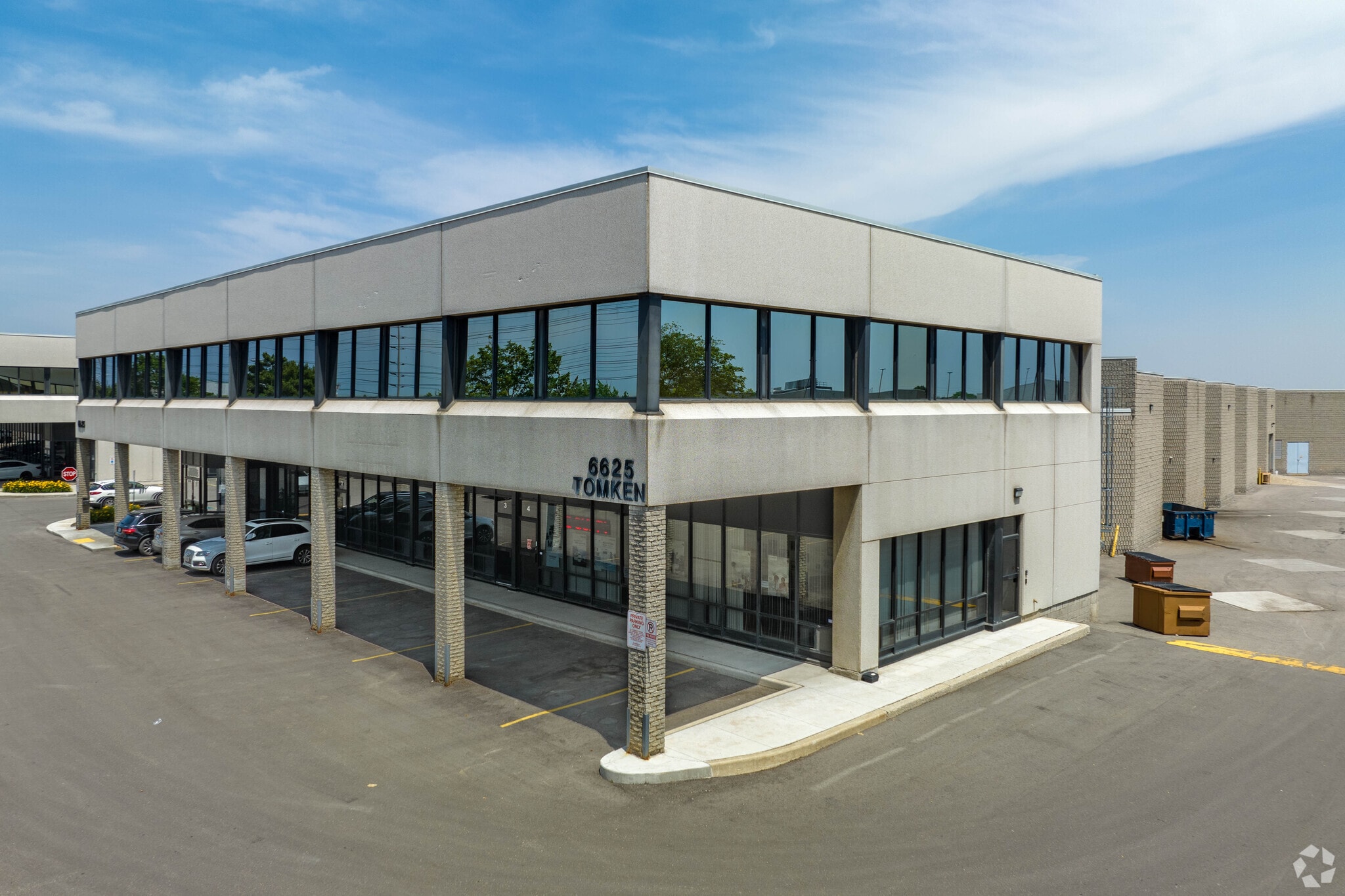 6625 Tomken Rd, Mississauga, ON for lease Primary Photo- Image 1 of 9