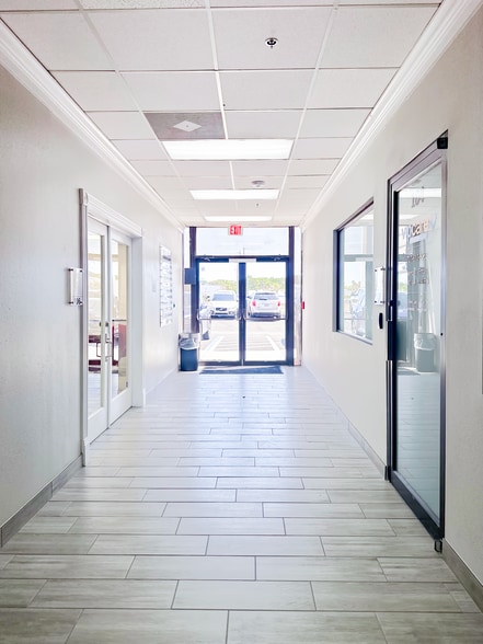 6709 Ridge Rd, Port Richey, FL for lease - Building Photo - Image 3 of 19