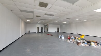 5301-5323 E Independence Blvd, Charlotte, NC for lease Interior Photo- Image 1 of 8