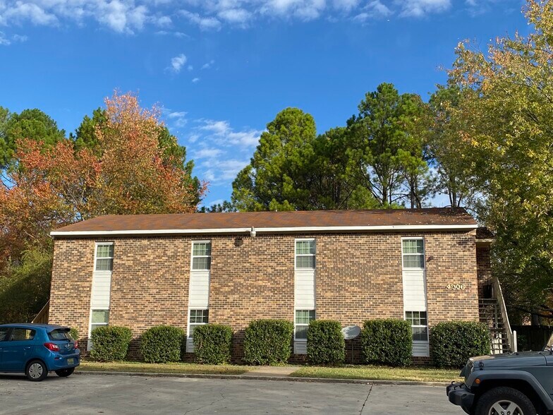 4906 Cotton Row NW, Huntsville, AL 35816