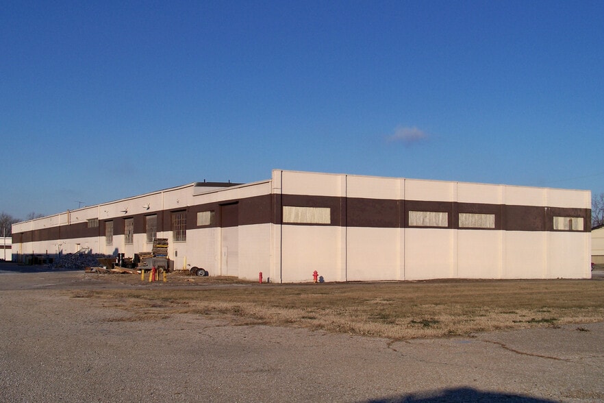 400 A St, Granite City, IL for lease - Primary Photo - Image 2 of 2