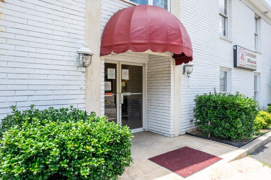 2244 Center Point Pky, Birmingham, AL for sale - Building Photo - Image 1 of 1