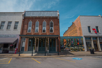 116 N 2nd St, Pulaski, TN for lease Building Photo- Image 2 of 17