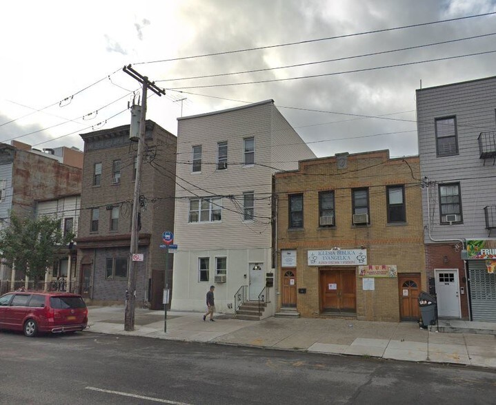 582 Morris Park Ave, Bronx, NY, 10460 Multifamily Property For Sale