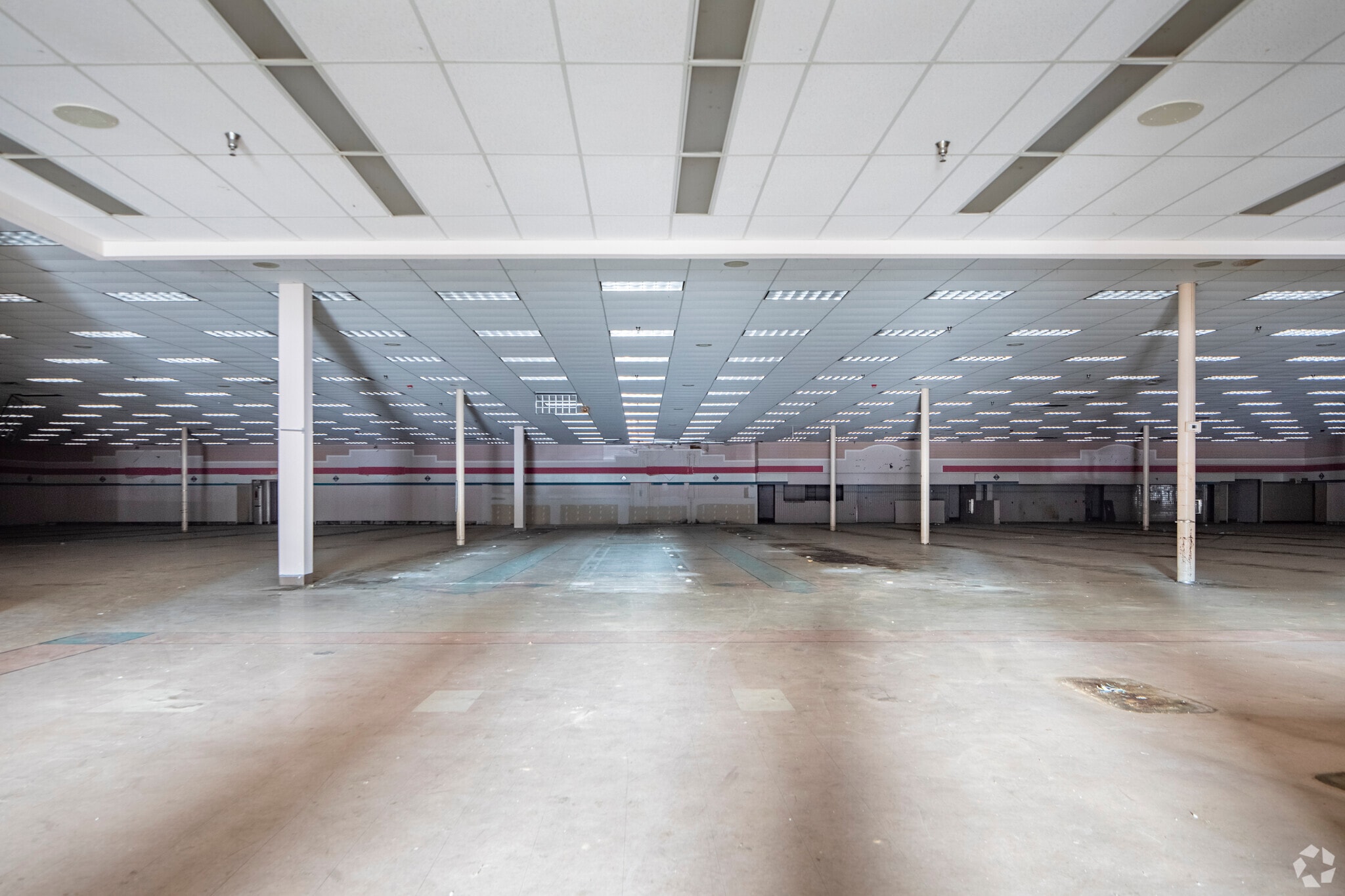 2120 HWY 19 N, Meridian, MS for sale Interior Photo- Image 1 of 5