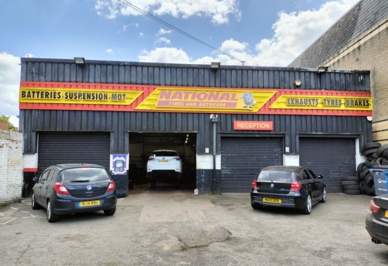 67 Boundary Rd, Woking for lease Building Photo- Image 1 of 6