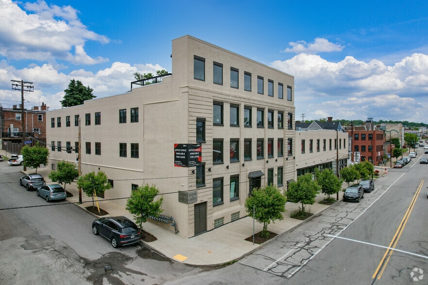 4041-4045 Liberty Ave, Pittsburgh, PA for sale - Building Photo - Image 1 of 1