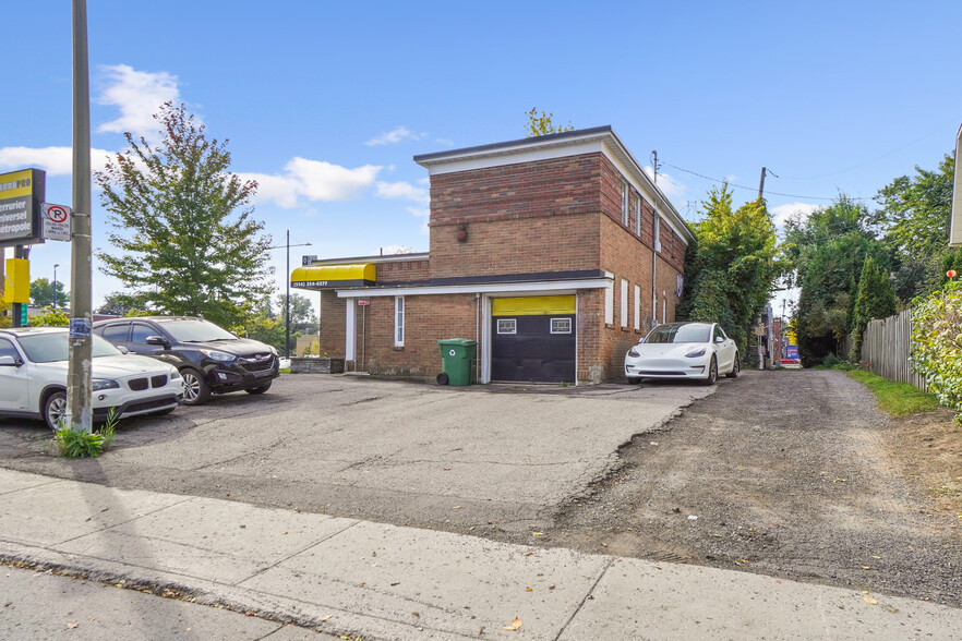 8805 Rue Sherbrooke E, Montréal, QC for sale - Building Photo - Image 2 of 14