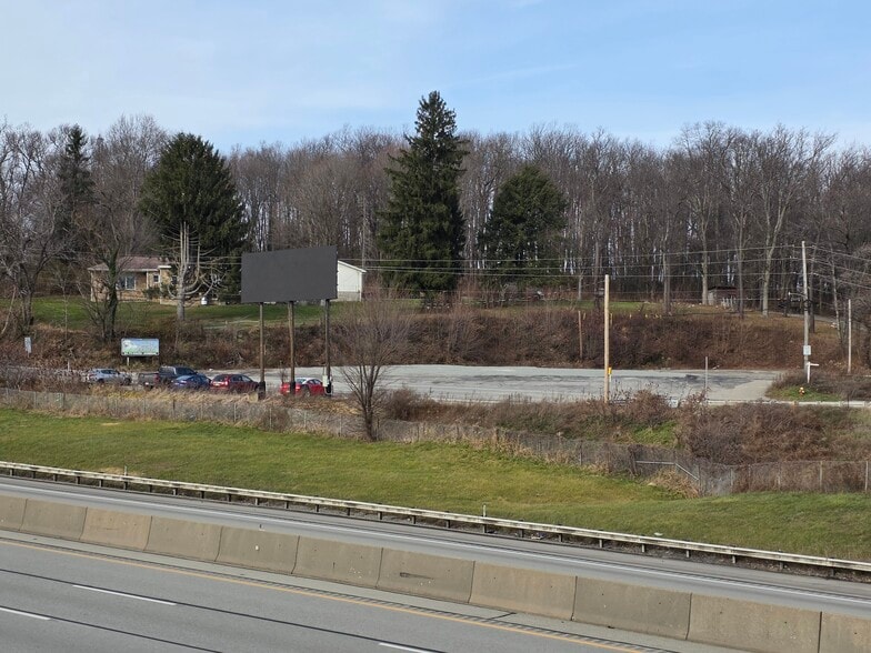 108 Main St, Donegal, PA for sale - Building Photo - Image 1 of 12