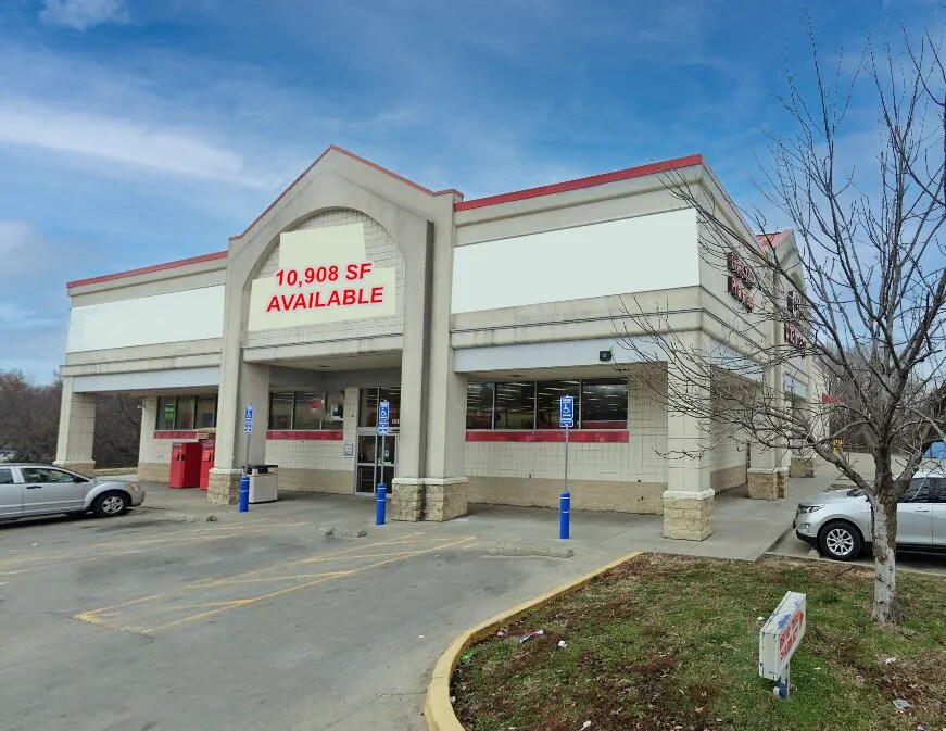 11115 E US-24 Hwy, Independence, MO for sale Building Photo- Image 1 of 1