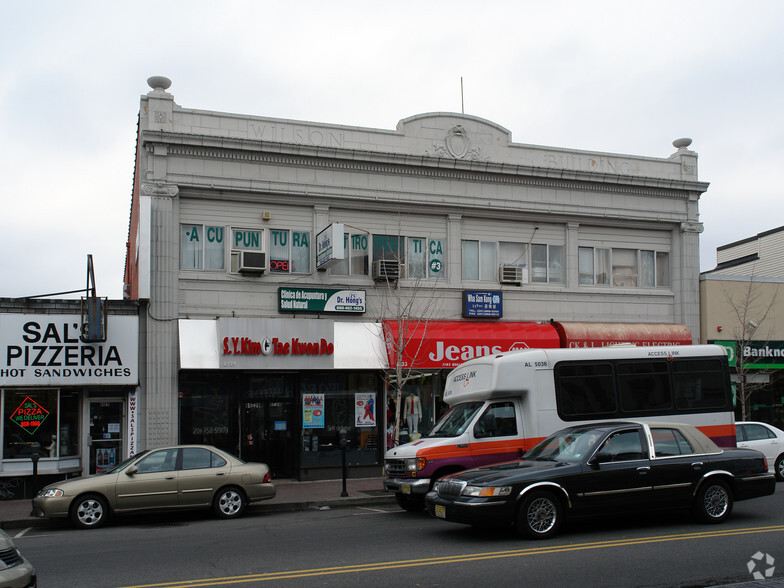 6133 Bergenline Ave, West New York, NJ for sale - Primary Photo - Image 1 of 1