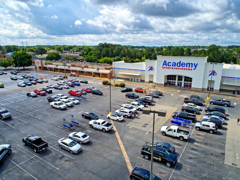 2907 Watson Blvd, Warner Robins, GA for sale - Primary Photo - Image 1 of 1