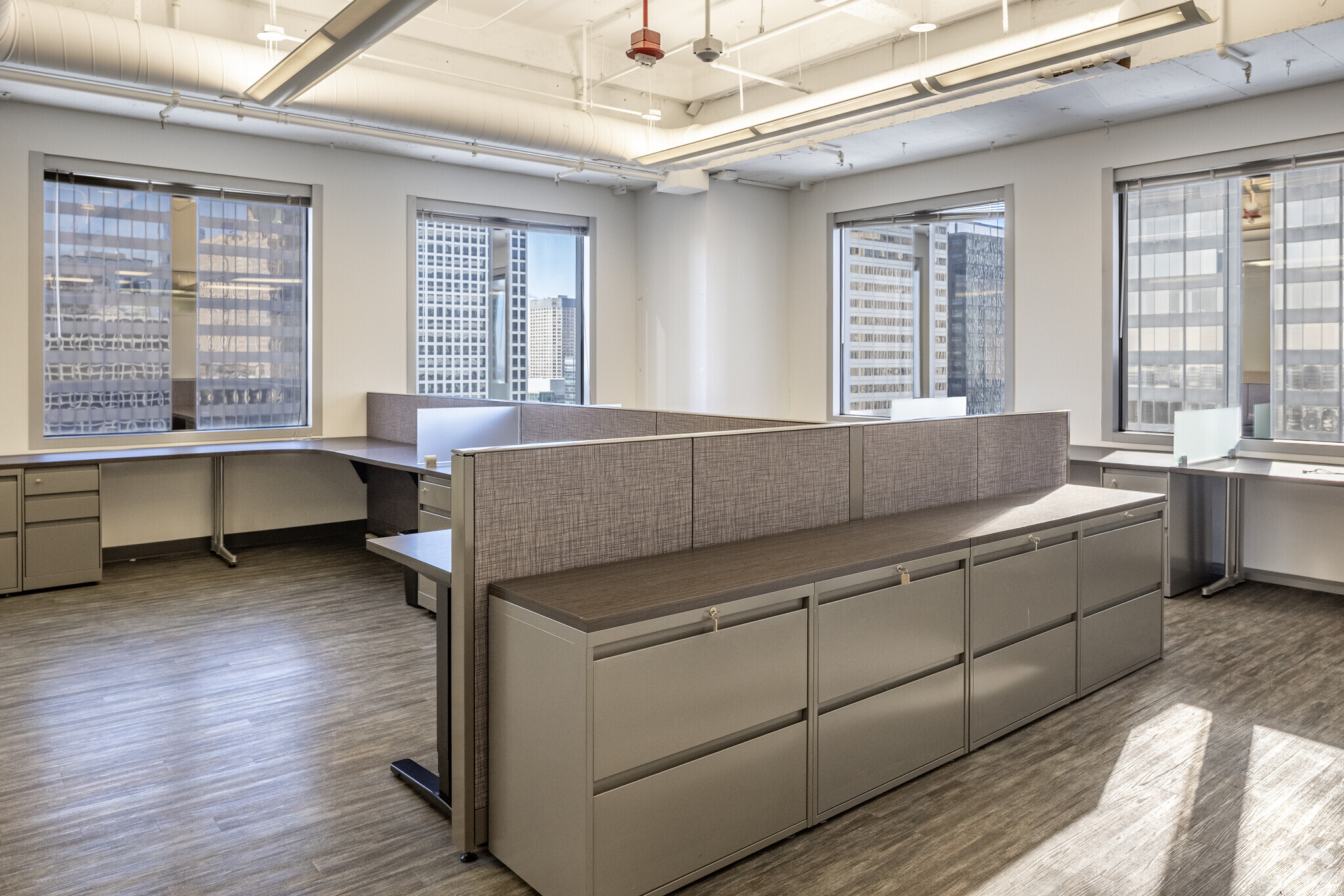 311 S Wacker Dr, Chicago, IL for lease Interior Photo- Image 1 of 3