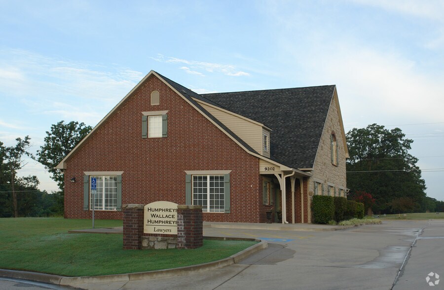 9202 S Toledo Ave, Tulsa, OK for sale - Primary Photo - Image 1 of 1