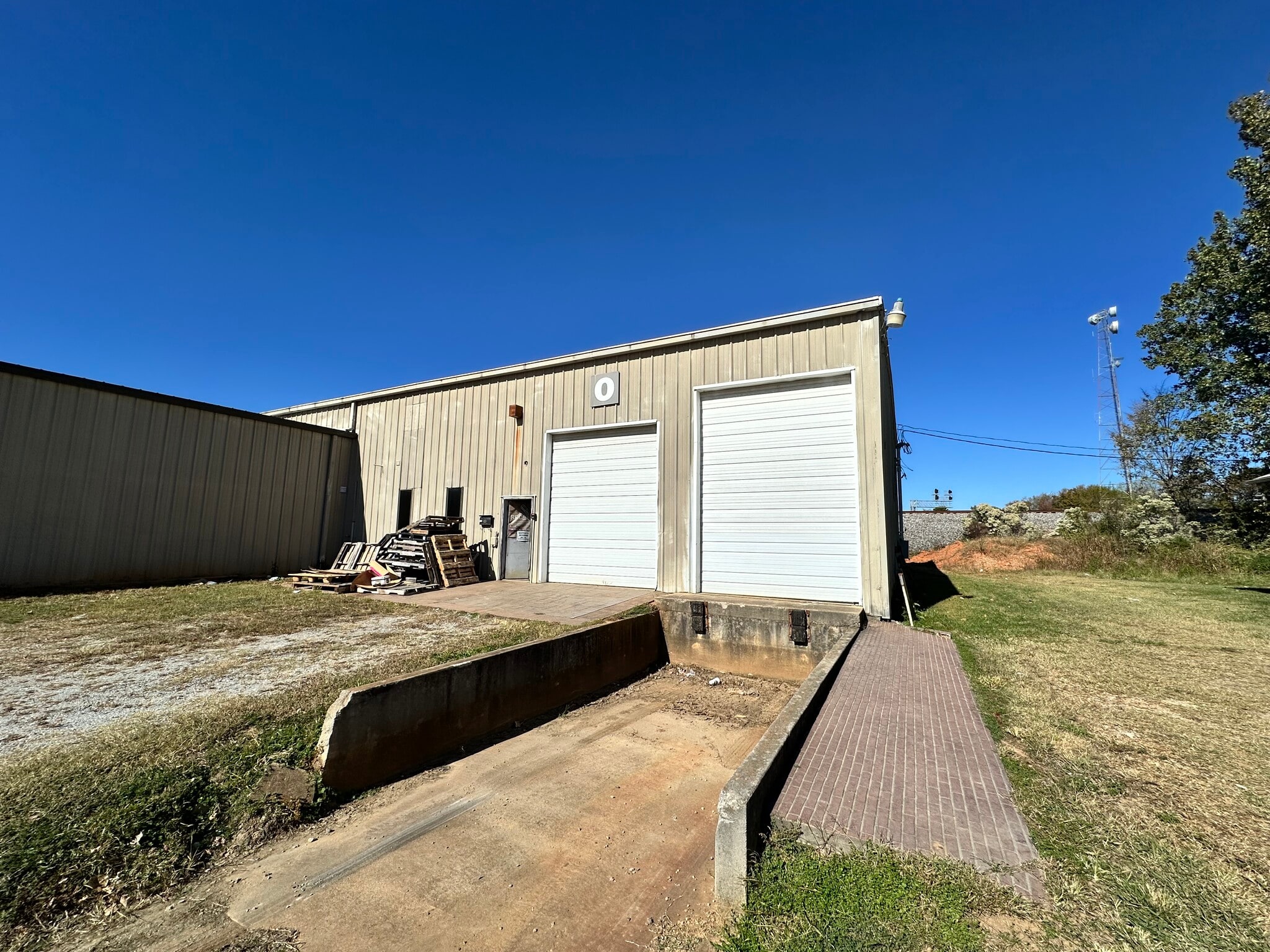 600 N Long St, Salisbury, NC for lease Building Photo- Image 1 of 6