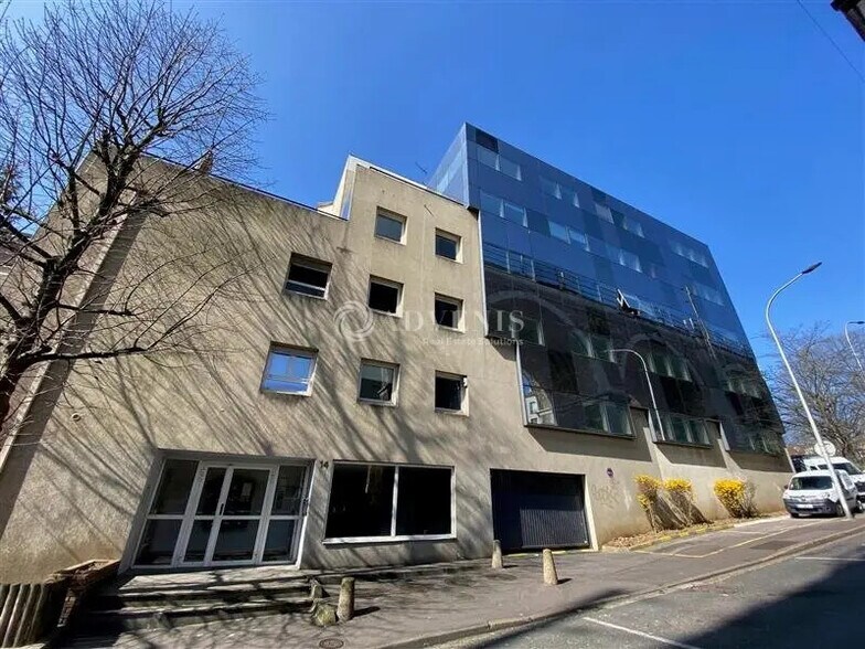 Office in Nogent-sur-Marne for lease - Building Photo - Image 2 of 6