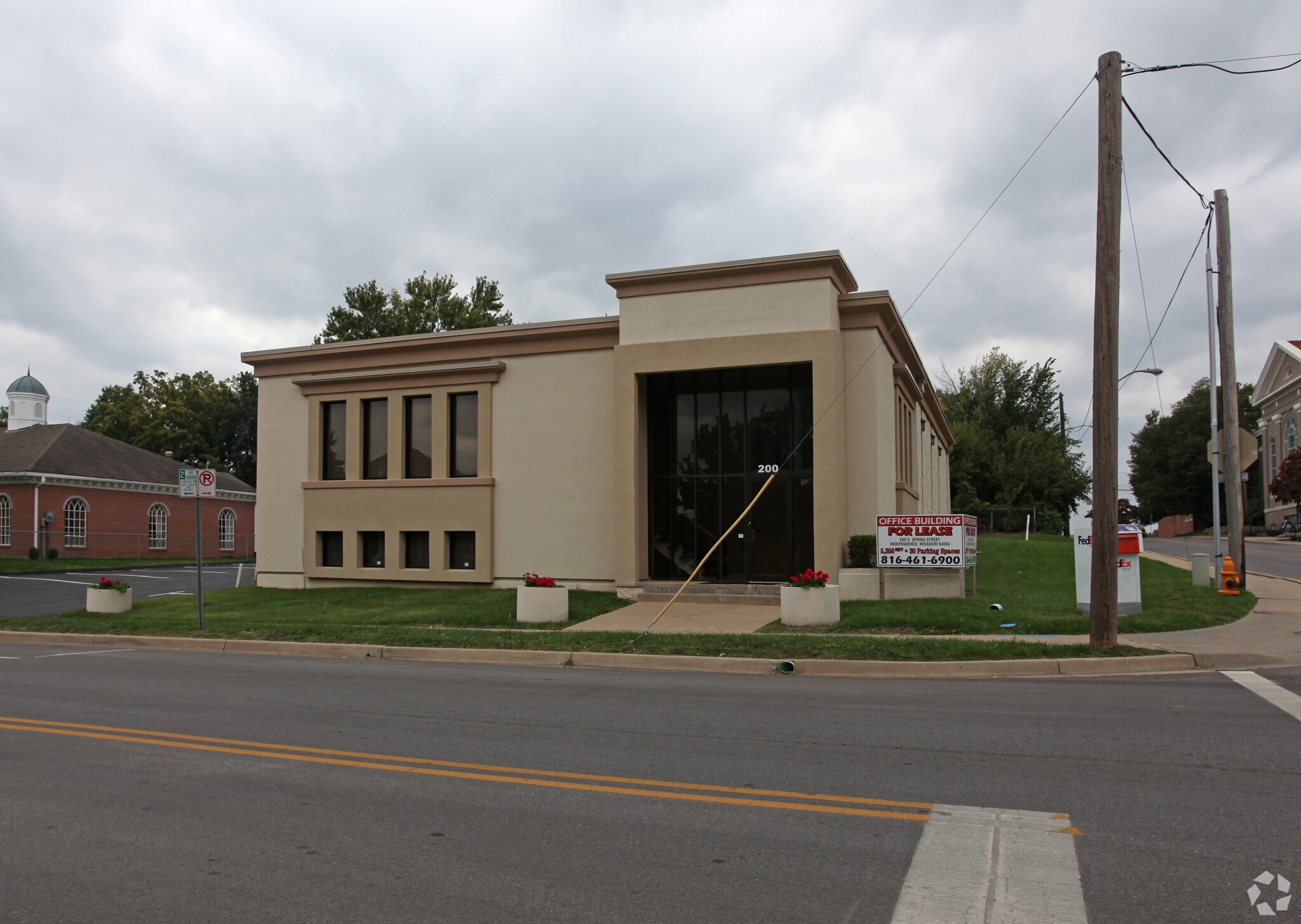 200 S Spring St, Independence, MO for sale Primary Photo- Image 1 of 1