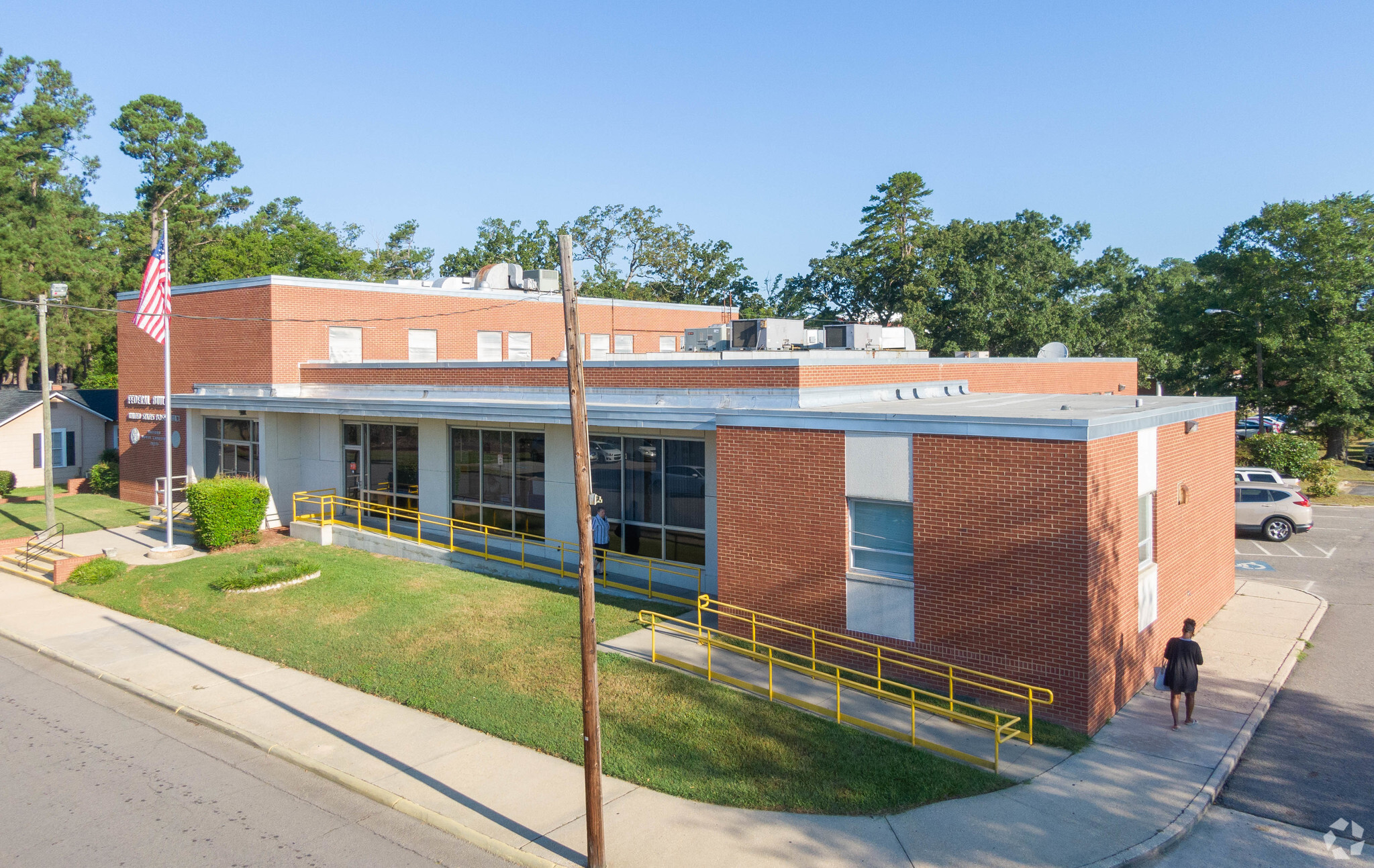 122 W Elwood Ave, Raeford, NC for sale Primary Photo- Image 1 of 1