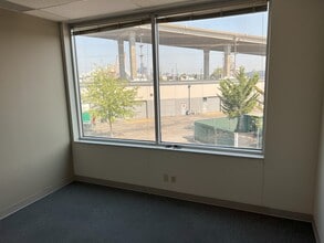 1011 SW Klickitat Way, Seattle, WA for lease Interior Photo- Image 1 of 3