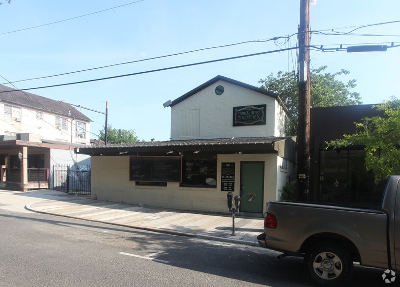 136 W Chimes St, Baton Rouge, LA 70802