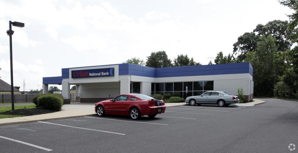 380 S Lenola Rd, Maple Shade Township, NJ for sale - Building Photo - Image 1 of 1
