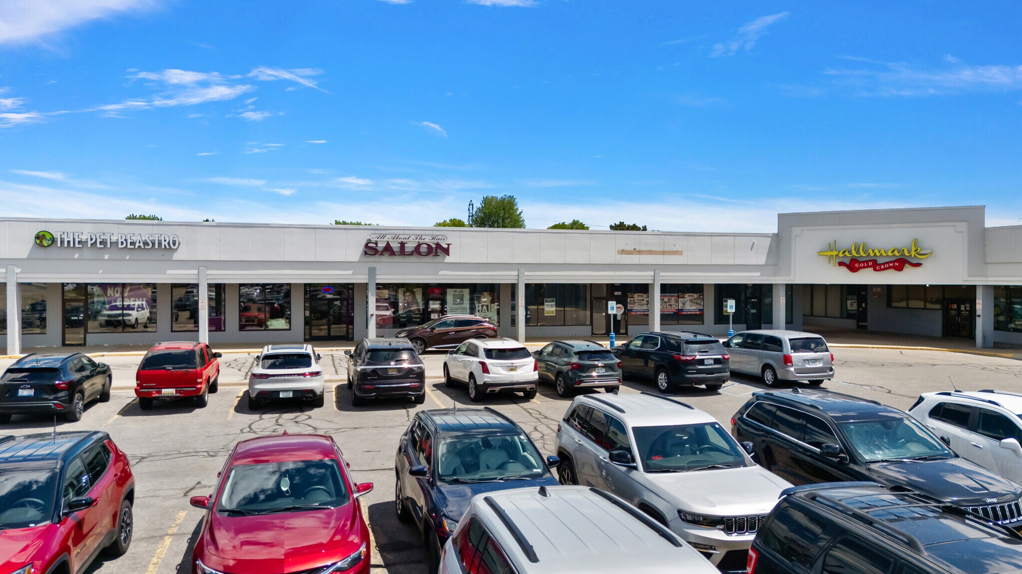 13700-13894 E 14 Mile Rd, Warren, MI for lease Interior Photo- Image 1 of 1