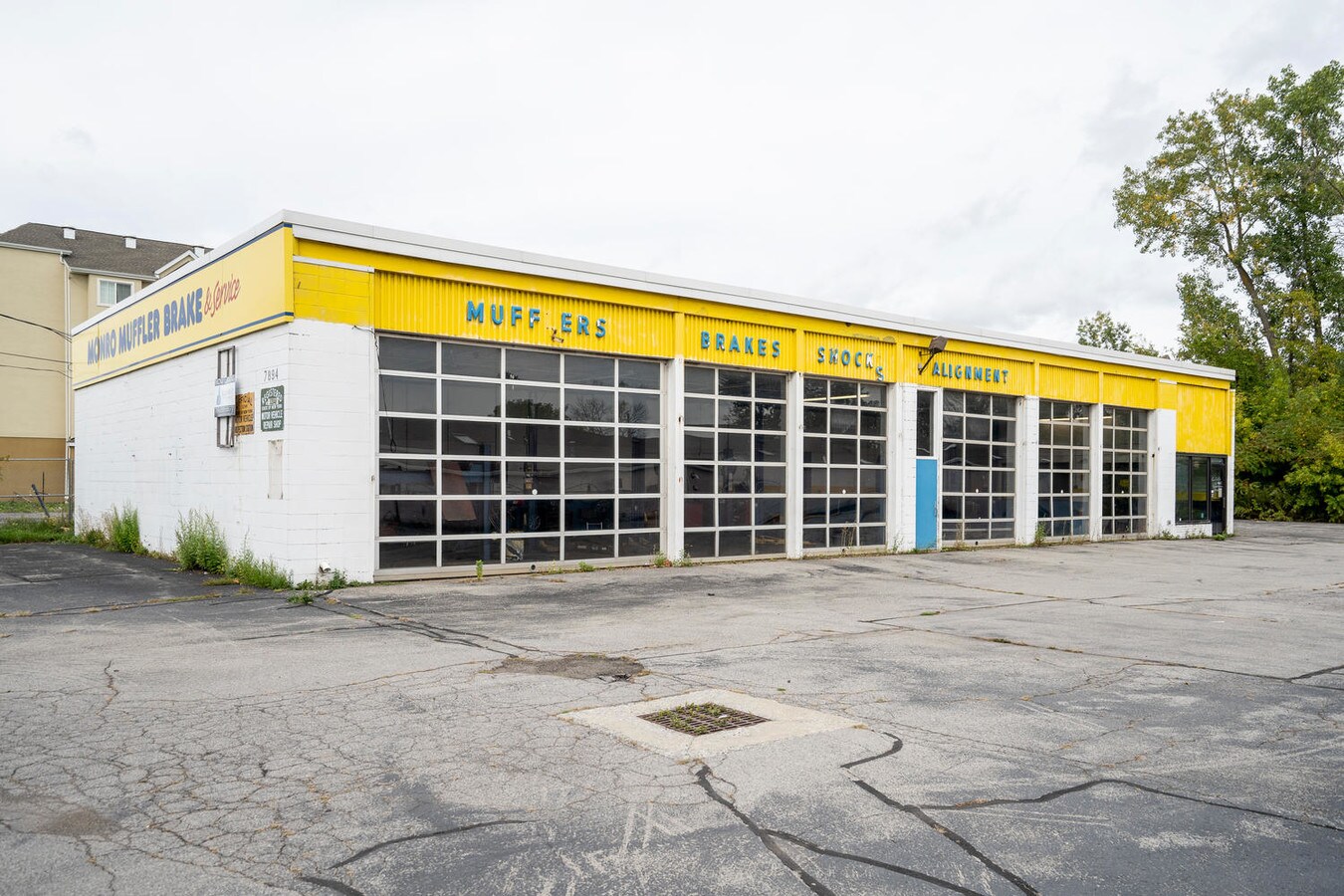 7894 Niagara Falls Blvd, Niagara Falls, NY 14304