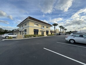 2225-2275 S Babcock St, Melbourne, FL for lease Building Photo- Image 2 of 22