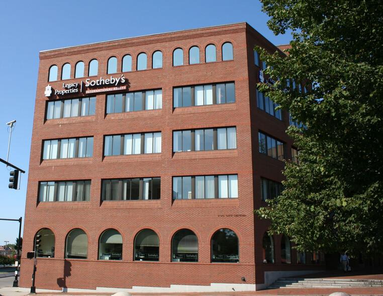 2 City Ctr, Portland, ME for lease - Building Photo - Image 1 of 7