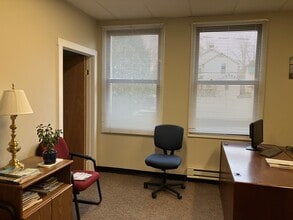 7 Wells St, Saratoga Springs, NY for lease Interior Photo- Image 1 of 4