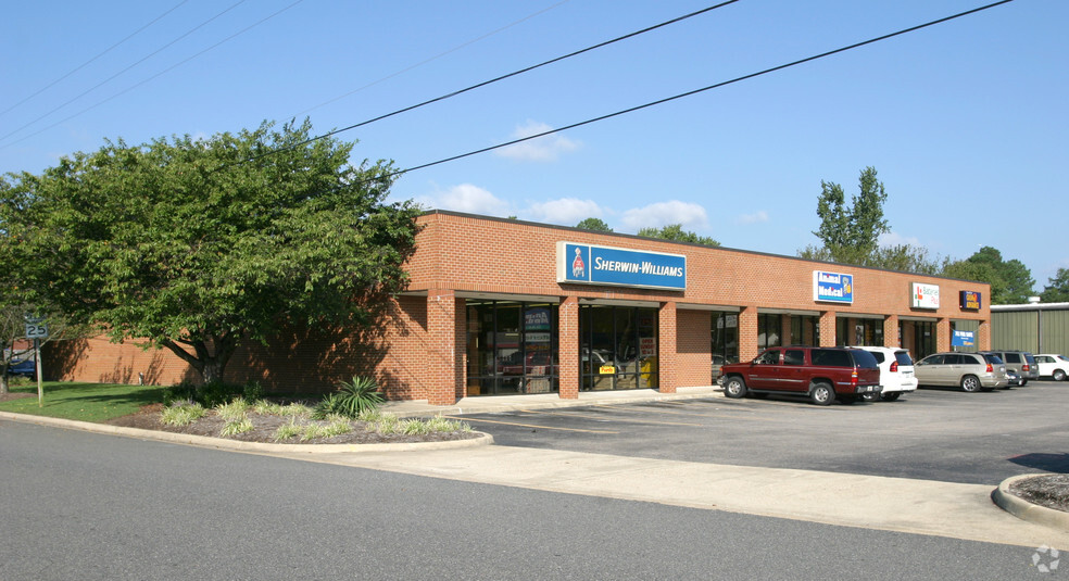 1020 N Battlefield Blvd, Chesapeake, VA for lease - Building Photo - Image 2 of 7