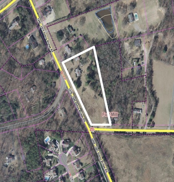 1560 Dobys Bridge Rd, Fort Mill, SC for sale Primary Photo- Image 1 of 1